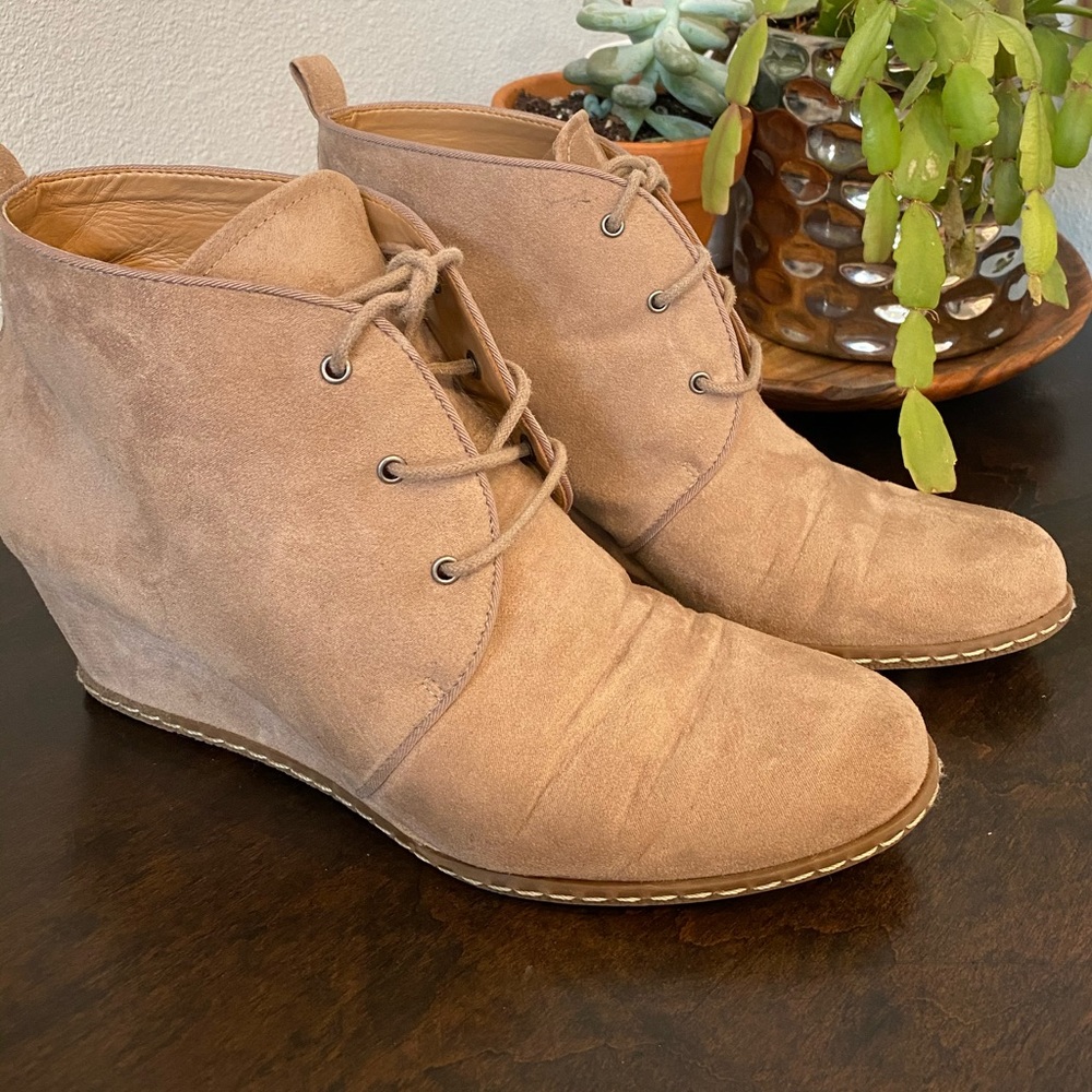 Franco Sarto Lace-up Wedge Boots in Taupe Suede